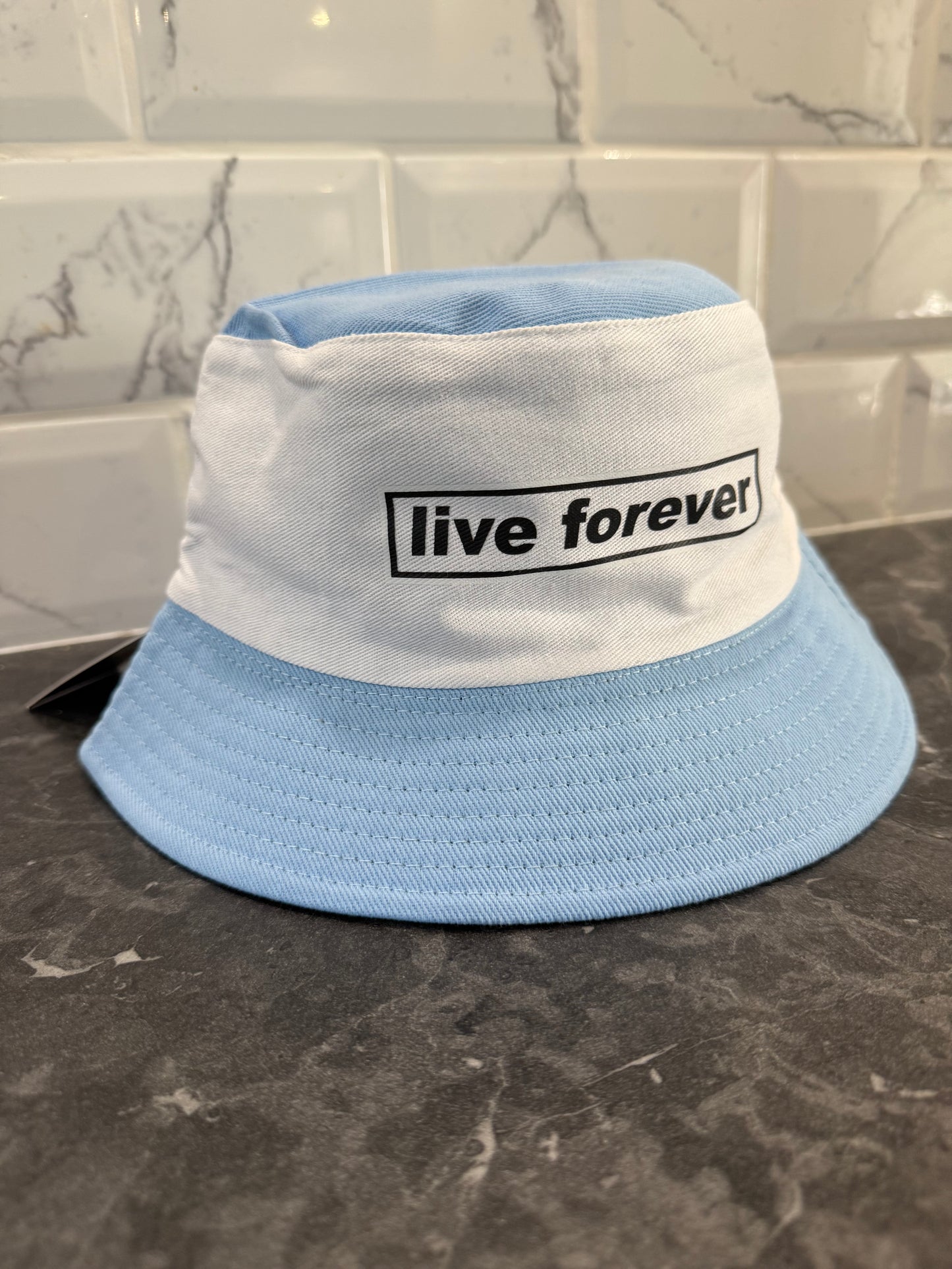 Live Forever Oasis style bucket hat - blue and white