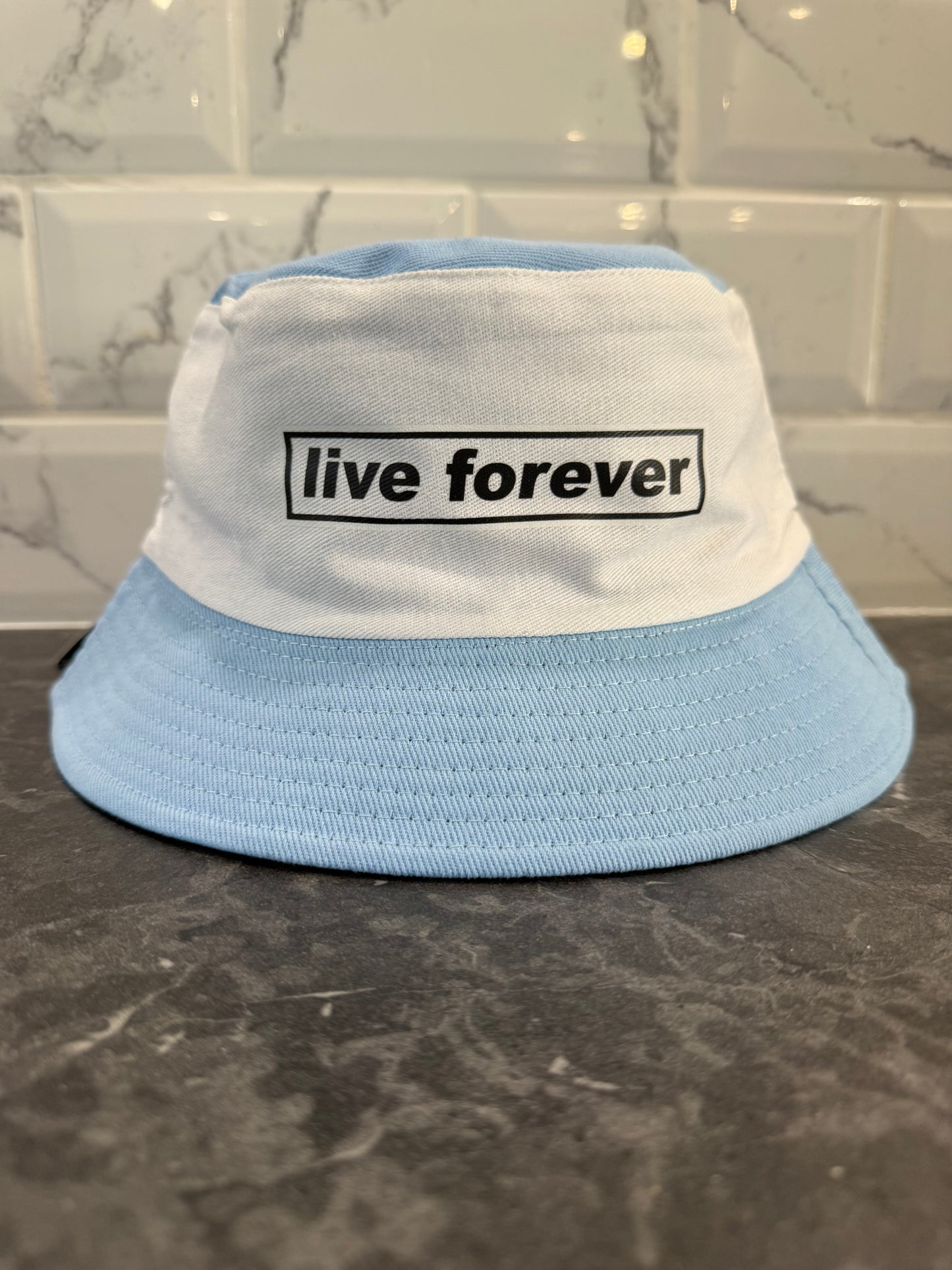 Live Forever Oasis style bucket hat - blue and white