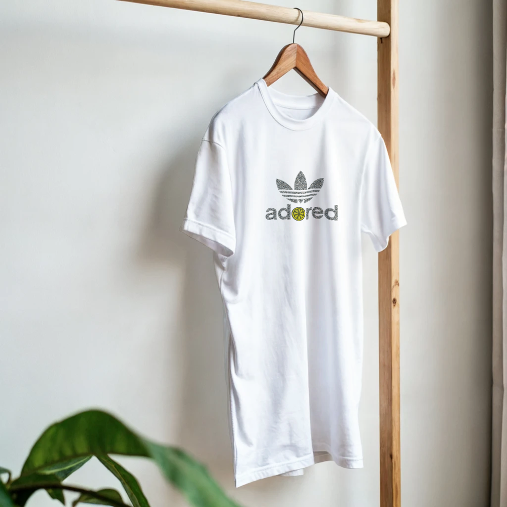 Adored stone pattern Trefoil T-Shirt